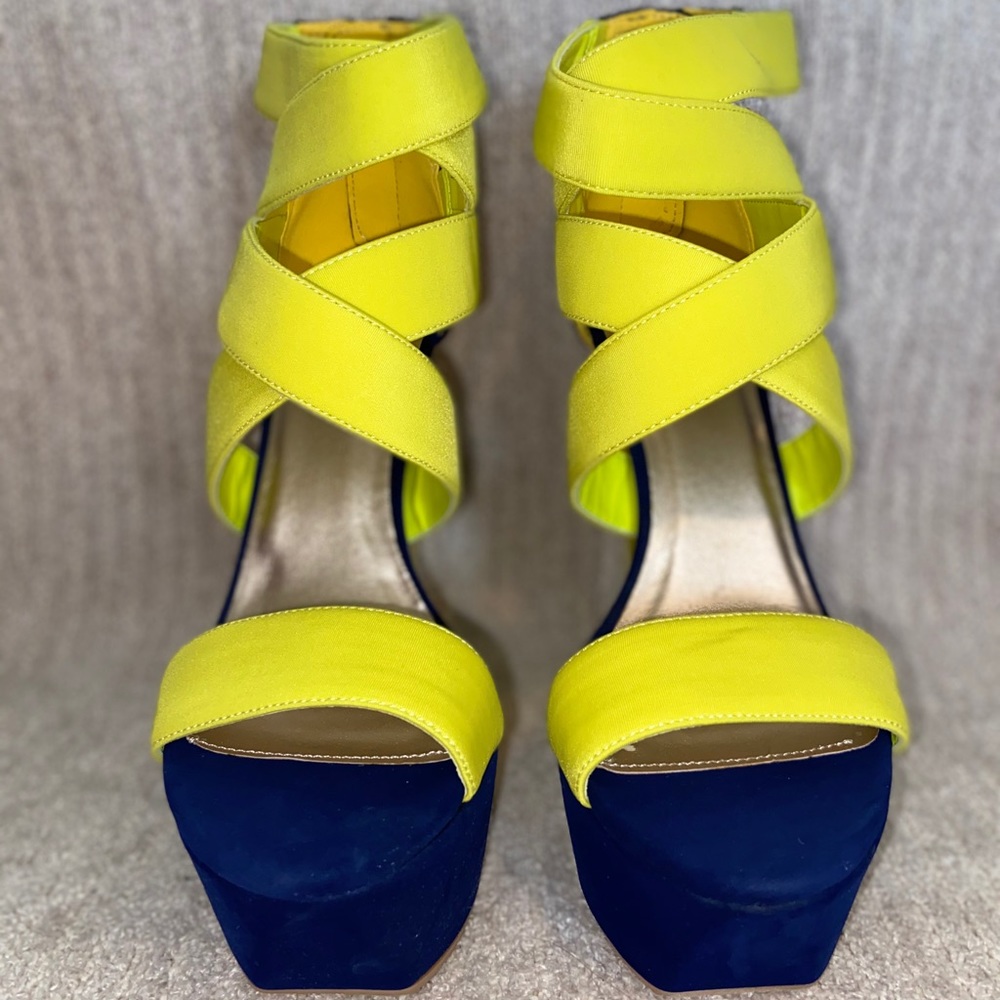 Yellow straps blue heels